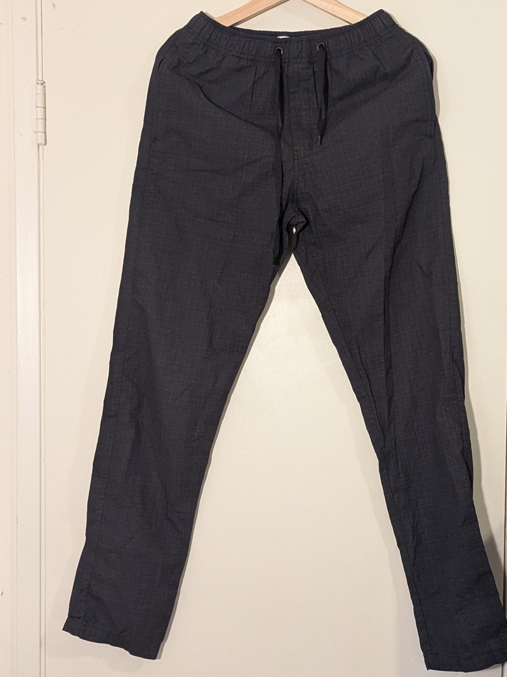 Men's Black Elastic-Waist Drawstring Joggers, S